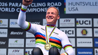 Picture by Olly Hassell/SWpix.com - 04/09/2026 - Cycling - 2026 UCI Para-cycling Road World Championships - Huntsville, Alabama, United States of America - Men H3 Individual Time Trial (ITT) podium - Marvin Odent (Belgium) wins the Gold Medal to become World Champion