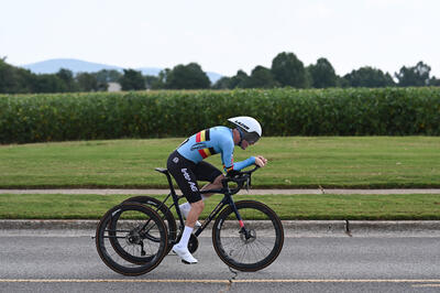 Picture by Mathew Wells/SWpix.com - 04/09/2026 - Cycling - 2026 UCI Para-cycling Road World Championships - Huntsville, Alabama, United States of America - Men T2 Individual Time Trial (ITT) - Tim Celen (Belgium)