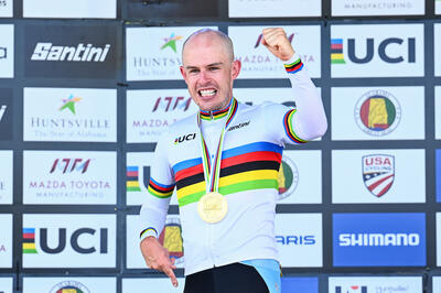 Picture by Olly Hassell/SWpix.com - 06/09/2026 - Cycling - 2026 UCI Para-cycling Road World Championships - Huntsville, Alabama, United States of America podium - Men T2 Road Race - Tim Celen (Belgium) wins the Gold Medal to become World Champion